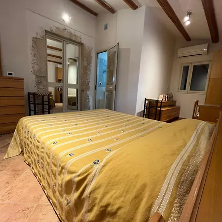 La Casa Del Carrubo Con Piscina Condivisa In Campagna Vicino Al Mare - Canestanco 18 Holiday home *